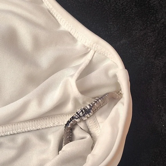 Colorblock One-Piece Swimsuit CUPSHE SWIMWEAR ONE-PIECE - Picture 13 of 13